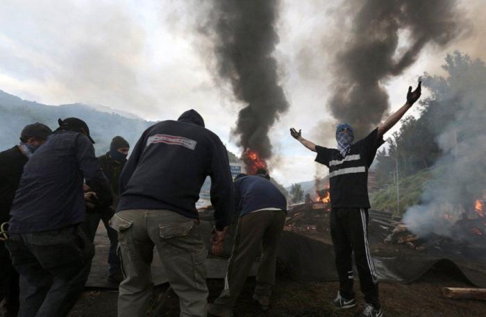 El conflicto minero se recrudece: fuertes enfrentamientos entre la Guardia Civil y los piquetes (FOTOS)