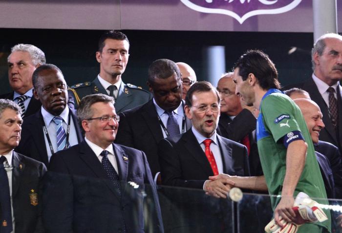 Rajoy vibra en el palco con el partido de la selección española (FOTOS)