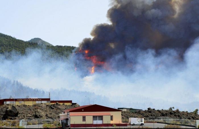 El incendio de Tenerife alcanza el Parque Nacional del Teide (FOTOS)