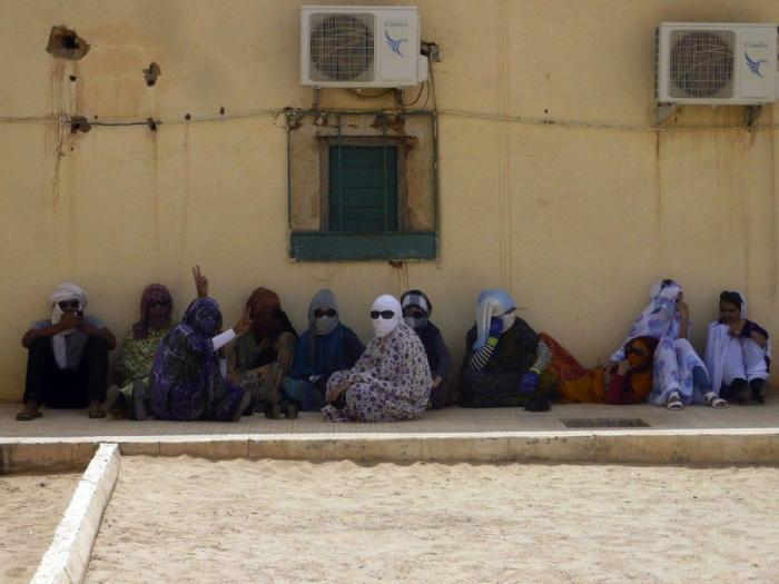 El laberinto burocrático del saharaui Nama en España: sin poder opositar hasta 2030