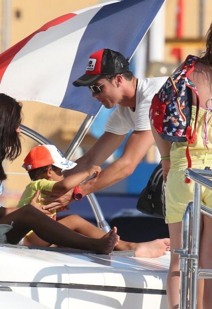 Cristiano Ronaldo e Irina Shayk: vacaciones en yate en Saint Tropez (FOTOS)