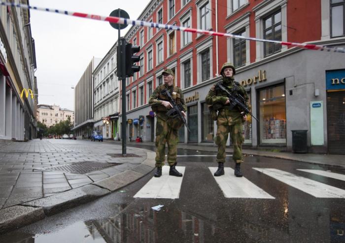 La televisión pública noruega difunde por primera vez imágenes del atentado con furgoneta bomba de Breivik (VÍDEO)