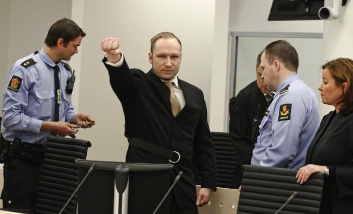 Anders Breivik, condenado a 21 años de cárcel por la matanza de Utoya (FOTOS)