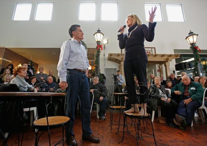 Ann Romney de rojo: la esposa de Mitt Romney también se viste con el color del poder (FOTOS)