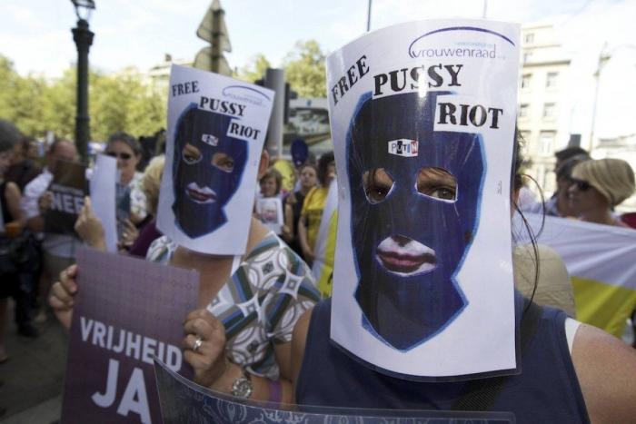 Juicio a las Pussy Riot: formas de pedir su libertad en víspera del veredicto (FOTOS, VÍDEOS)
