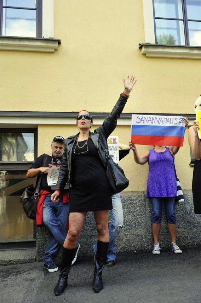Dos integrantes de las Pussy Riot huyen de Rusia por miedo a la persecución policial