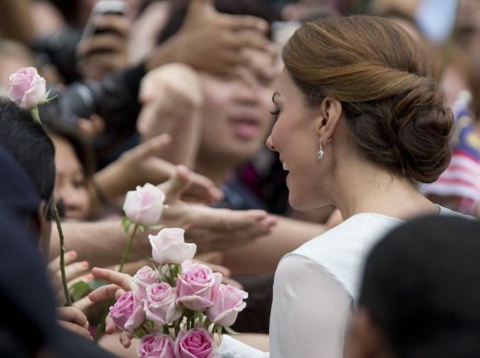 Reino Unido no quiere que Kate Middleton sufra el mismo acoso que Lady Di (FOTOS)