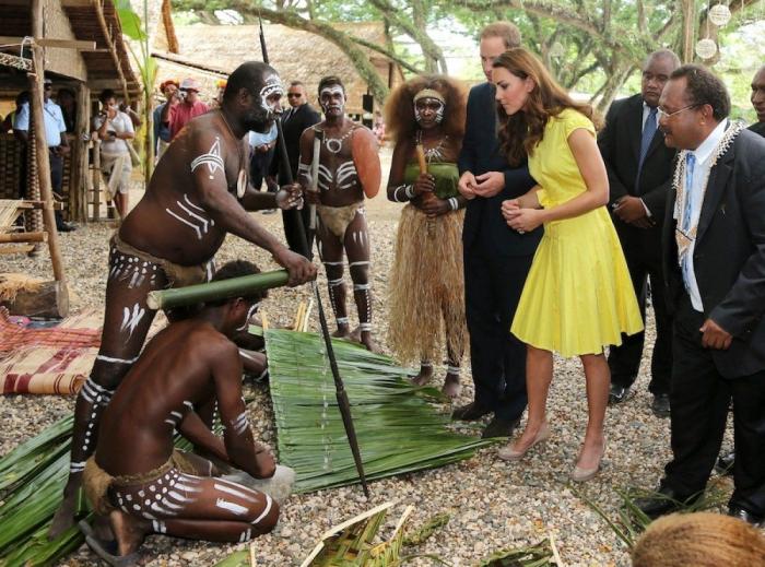 Los detalles más comentados (y también los más criticados) de la foto de Kate Middleton en su despacho