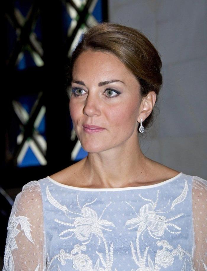Topless de Kate Middleton: un tribunal francés obliga a 'Closer' a retirar las fotos