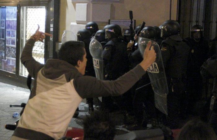 25-S Rodea el Congreso: Más de 20 detenidos en las protestas en torno al Congreso de los Diputados (VÍDEOS, FOTOS, TUITS)