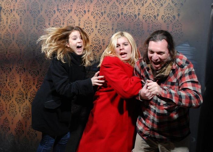 Caras de susto: 65 fotos de reacciones en una casa del terror (FOTOS)
