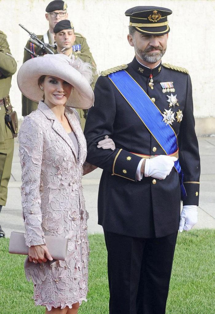 Vestido de la princesa Letizia en la boda de Guillermo de Luxemburgo: vuelve a elegir a Felipe Varela (VÍDEO, FOTOS)