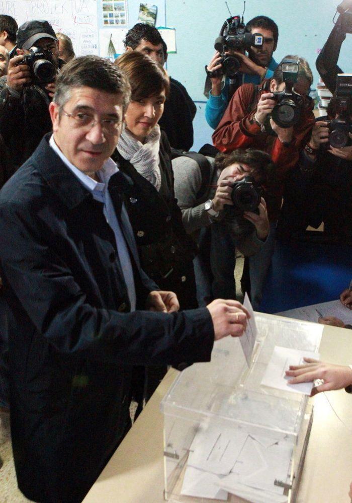 Elecciones gallegas 2012: Datos de participación a las 18:00,: casi 7 puntos menos que 2009 (FOTOS, DIRECTO)