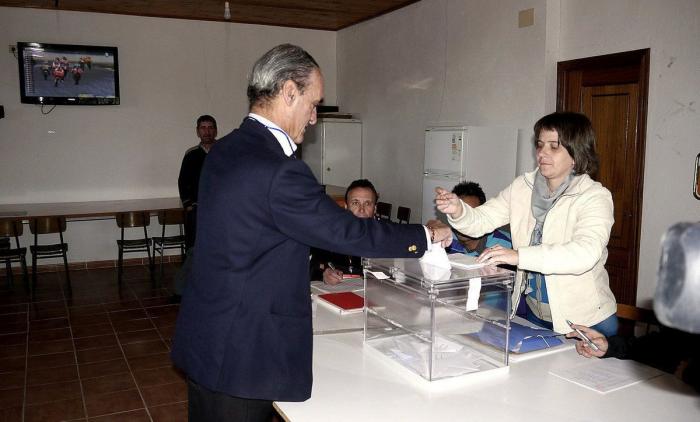 Elecciones gallegas 2012: Datos de participación a las 18:00,: casi 7 puntos menos que 2009 (FOTOS, DIRECTO)
