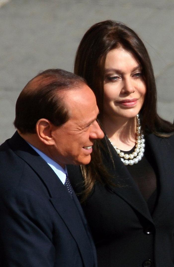 Silvio Berlusconi: "Esto siempre ha sido mi problema, que las mujeres terminan enamorándose de mí"