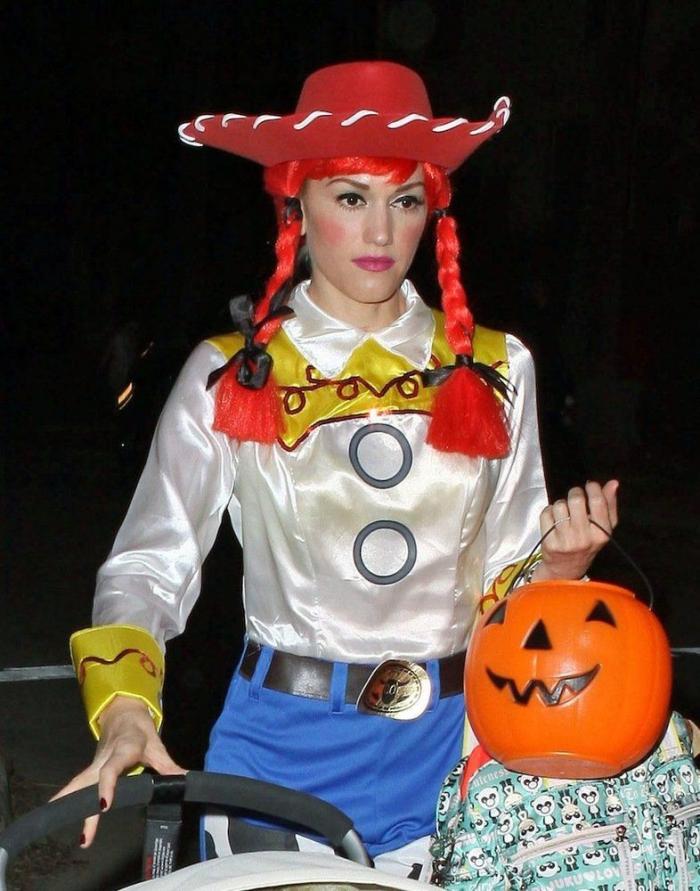 Heidi Klum se disfraza de ella misma con 40 años más en su tradicional fiesta de Halloween (FOTOS)