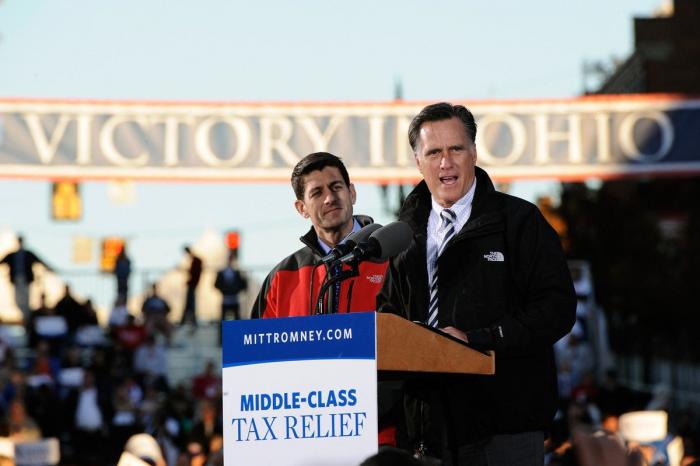 Romney anima a los empresarios a decir a sus empleados qué deben votar (VÍDEO)