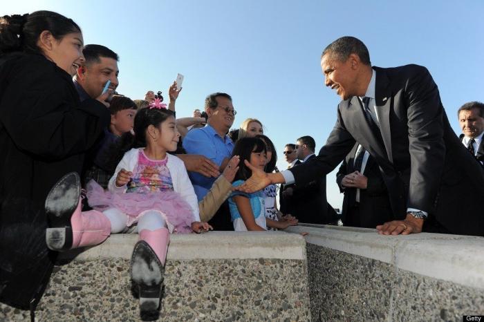 Obama vuelve a hablar en español para conseguir el voto de los latinos (VÍDEOS, FOTOS)
