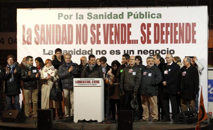 Dimite el consejero de Sanidad de Madrid al paralizarse el proyecto de privatización sanitaria
