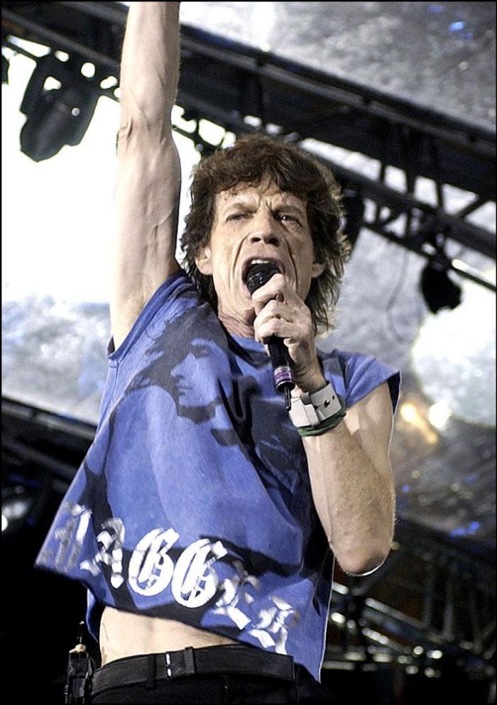 Mick Jagger se recupera de una exitosa operación del corazón