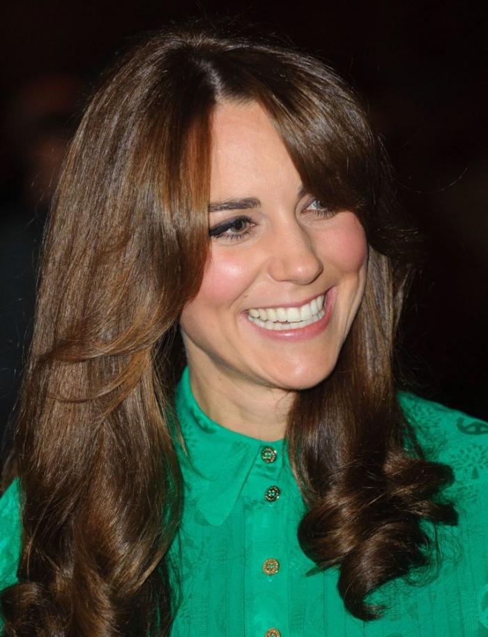 Kate Middleton: ¿flequillo? en su nuevo look (FOTOS)