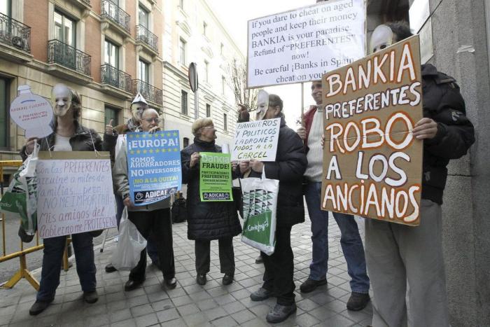 Rato pide 380 euros a un comercio de Gijón por la desaparición de dos cojines