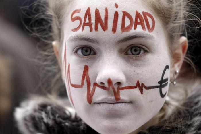 Presentan su dimisión 322 responsables de 137 centros de salud de Madrid en contra de la privatización