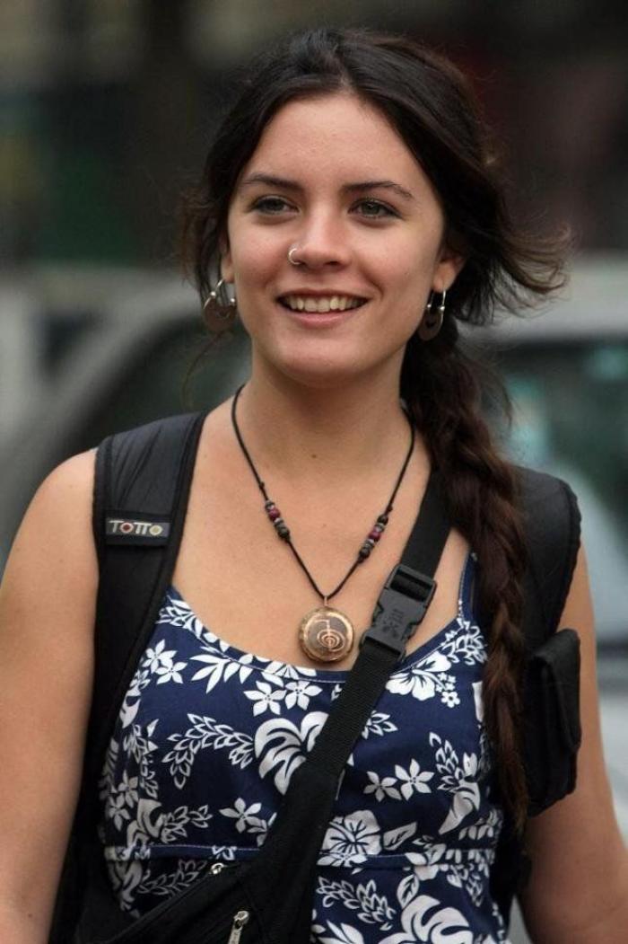 Camila Vallejo: La líder estudiantil chilena concurrirá a las elecciones con el Partido Comunista (VÍDEO, FOTOS)