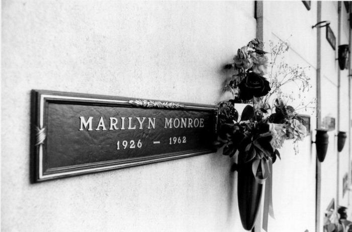 Una Marilyn de Andy Warhol se convierte en la obra de arte más cara del siglo XX