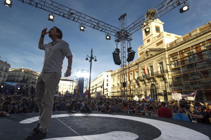 Compromís pedirá a Podemos aplazar su moción de censura