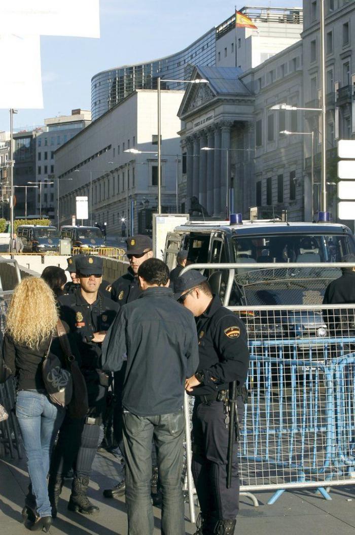 La Confederación Española de la Policía denuncia a Cayo Lara, José Luis Centella y Alberto Garzón por injurias y calumnias en el 25-S