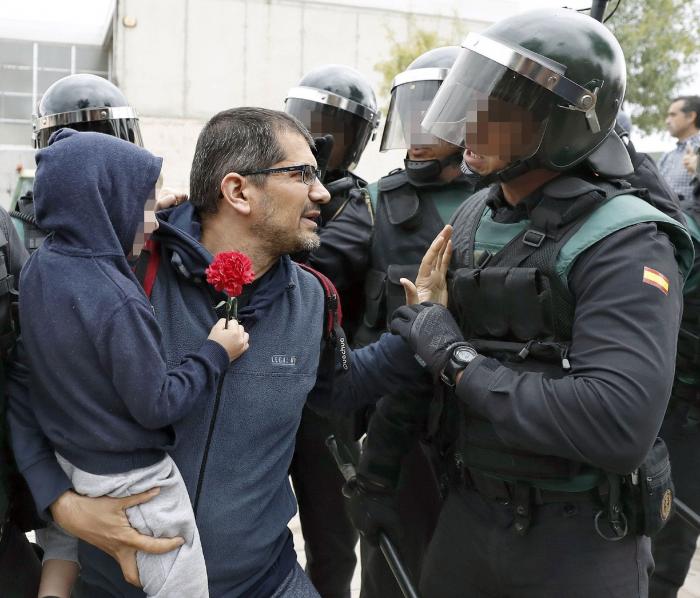 El Govern explica que en las escuelas catalanas no se "espió" a los niños sino que se les "observó de incógnito"