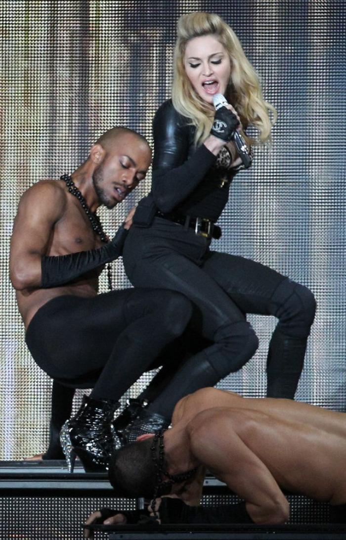 Solo Madonna es capaz de burlar la censura de Instagram y enseñar pezón