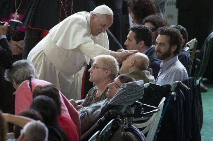 El papa Francisco expulsa del sacerdocio a un exalto cargo católico de Chile por abuso a menores
