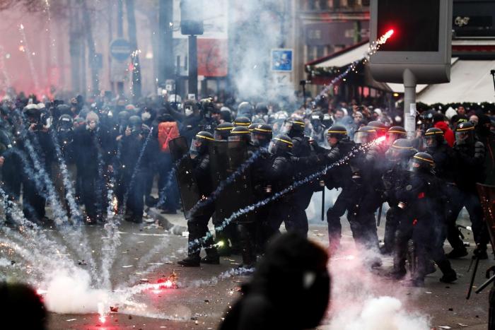 Las huelgas sirven para algo, y en Francia lo están demostrando