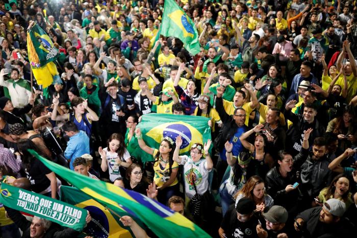WhatsApp está radicalizando a la derecha en el Brasil de Bolsonaro