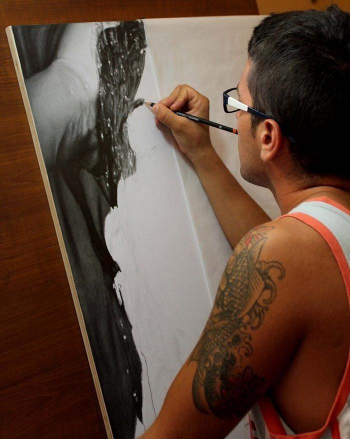 Dibujos que parecen fotografías: Diego Koi y el hiperrealismo con lápiz (FOTOS)