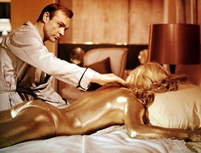 La primera imagen de Ana de Armas ('El Internado') como chica Bond