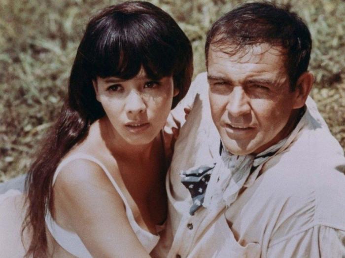 Muere la actriz Honor Blackman, chica Bond y estrella de 'Los Vengadores'