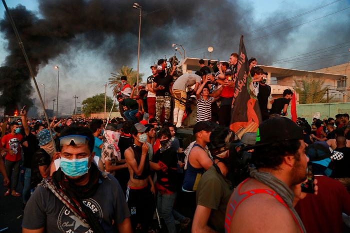 Se elevan a 21 los muertos y a casi 1.800 los heridos en las nuevas protestas en Irak