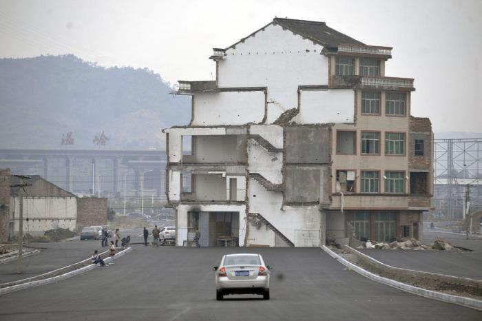 Una casa resiste a la construcción de una autopista en China (FOTOS)