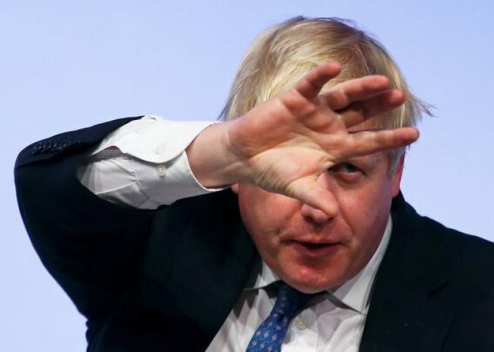 El líder laborista amenaza con una moción de censura contra Boris Johnson si él no dimite