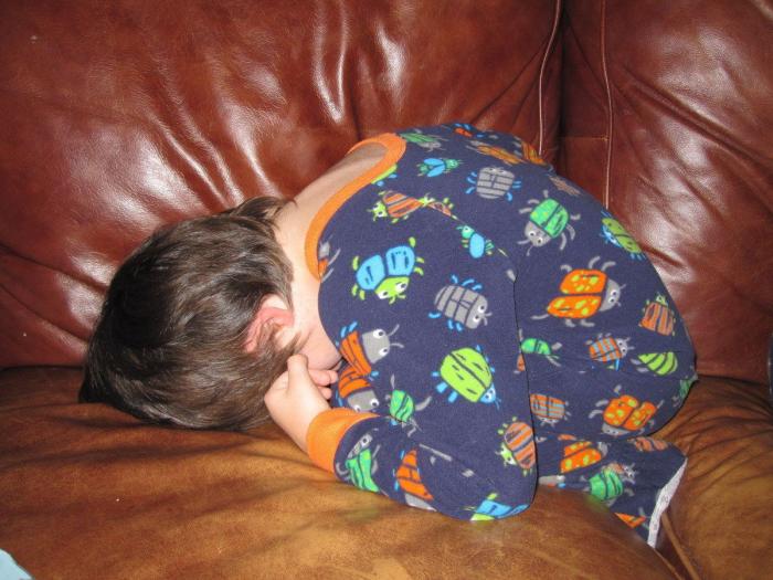 ¿Cómo dormir a un bebé en 40 segundos? Sólo se necesita un pañuelo de papel (VÍDEO)