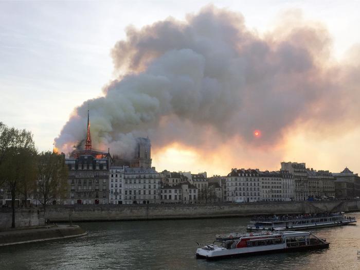 La última iniciativa de Francia para devolver su aguja a Notre Dame