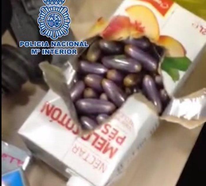 Dos detenidos por ocultar droga en un tetrabrick de zumo y tres cajas de galletas