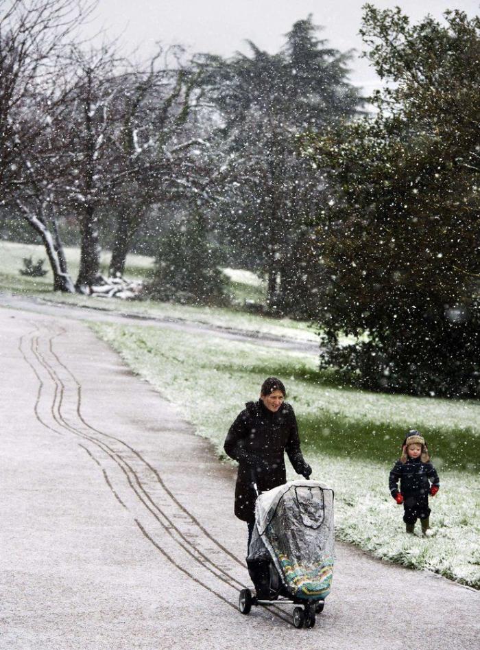 La nieve teñirá de blanco media España a partir de este martes (FOTOS)