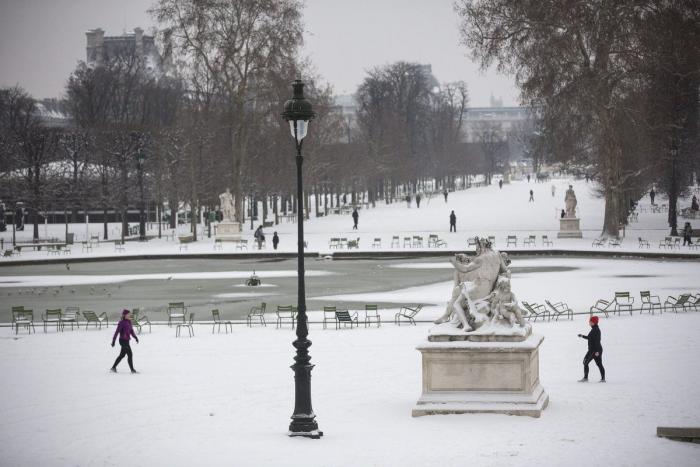 Imágenes de invierno: 11 fotos de París tras una nevada (FOTOS)