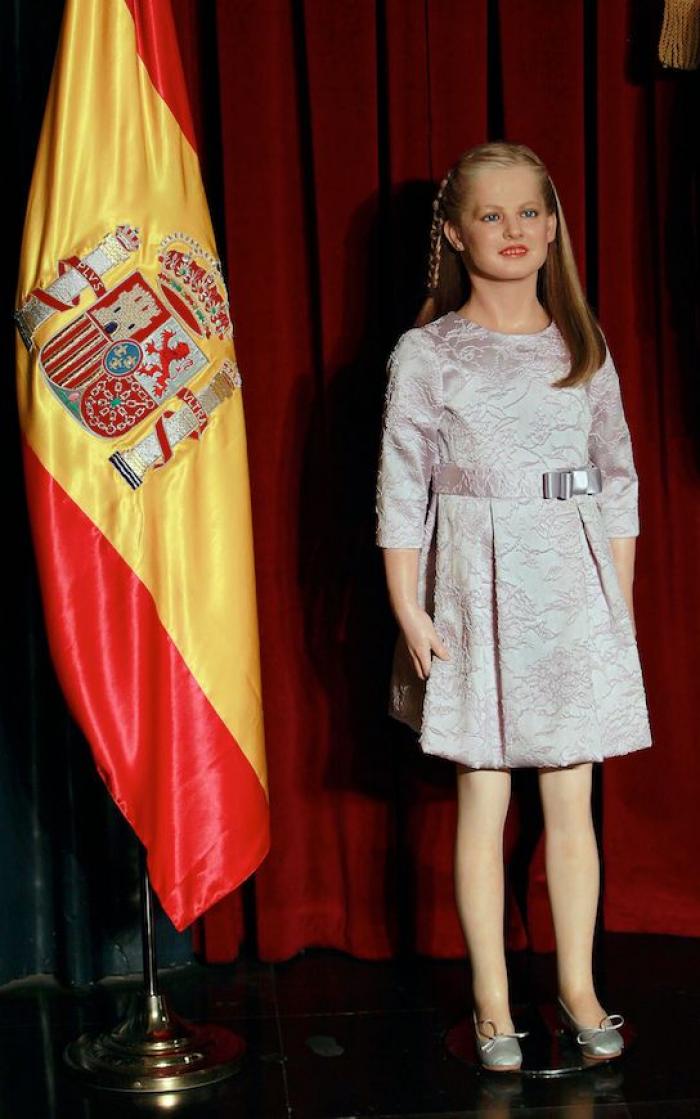 La princesa Leonor debuta en Cataluña entre protestas independentistas