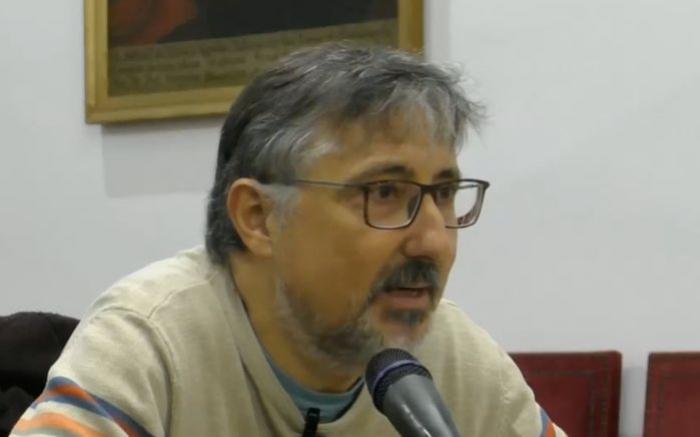 Pedro Almodóvar muestra su apoyo público a este partido