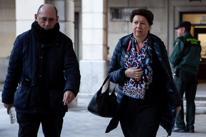 El PSOE andaluz se reafirma en la "honorabilidad" de Chaves y Griñán